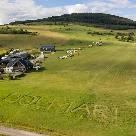 Campeggio Blockhuette Am Flugplatz Mit Pool Kuhndorf