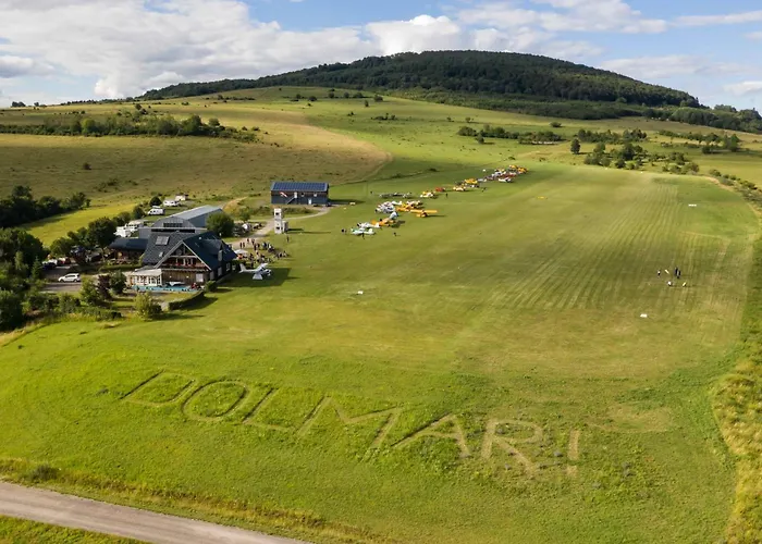 Campeggio Blockhuette Am Flugplatz Mit Pool Kuhndorf